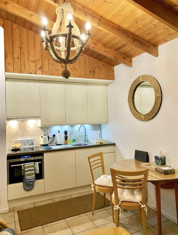 Ferienwohnung Harbour Haven: Spectacular Views Porthmadog Exterior foto