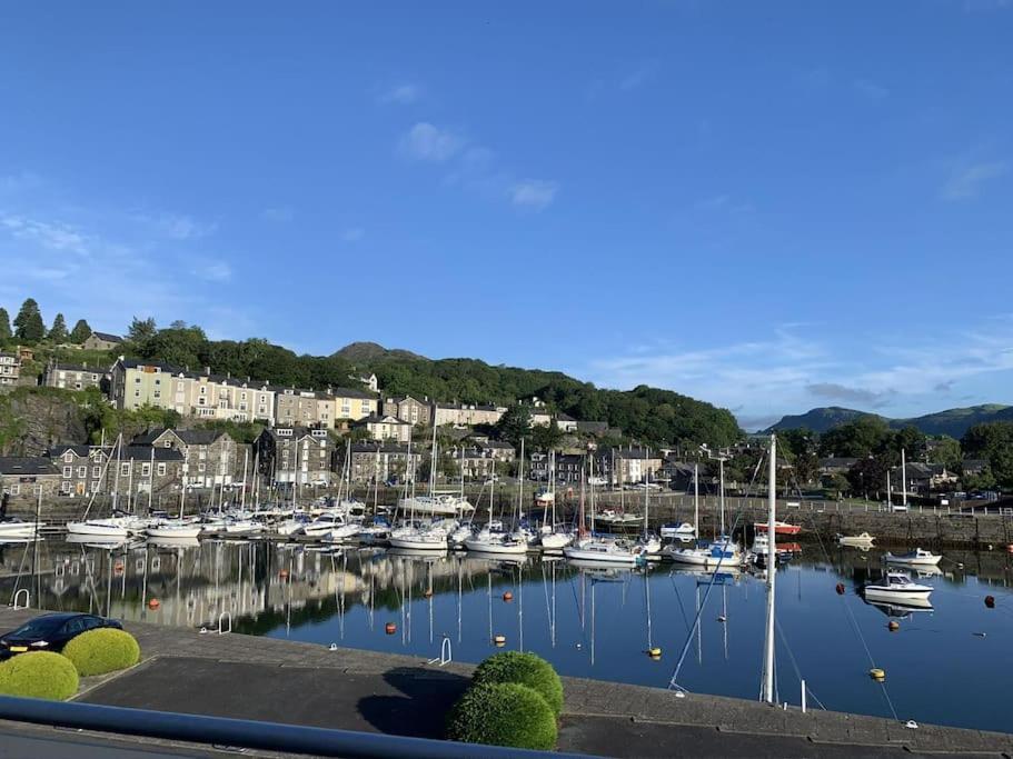 Ferienwohnung Harbour Haven: Spectacular Views Porthmadog Exterior foto