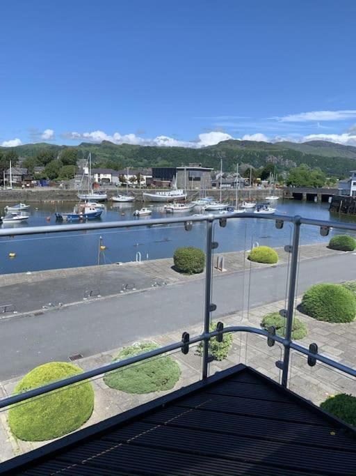 Ferienwohnung Harbour Haven: Spectacular Views Porthmadog Exterior foto